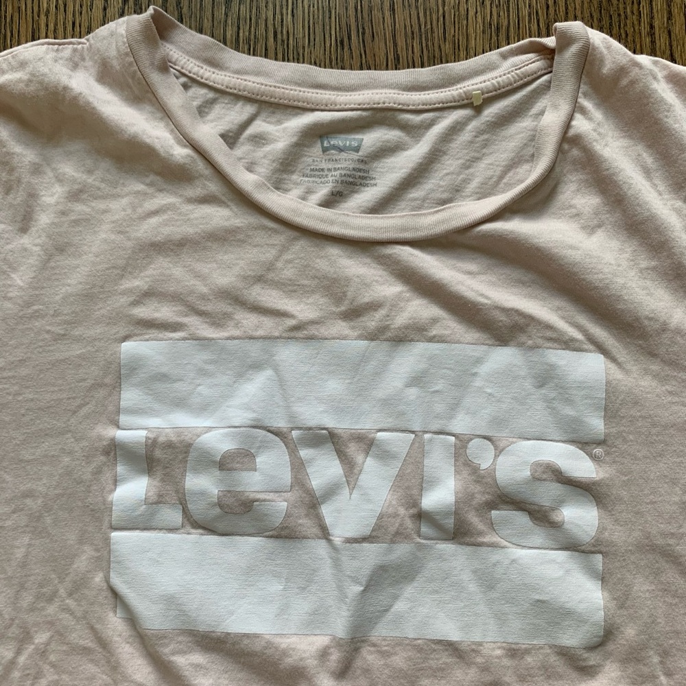 Levi’s Shirt